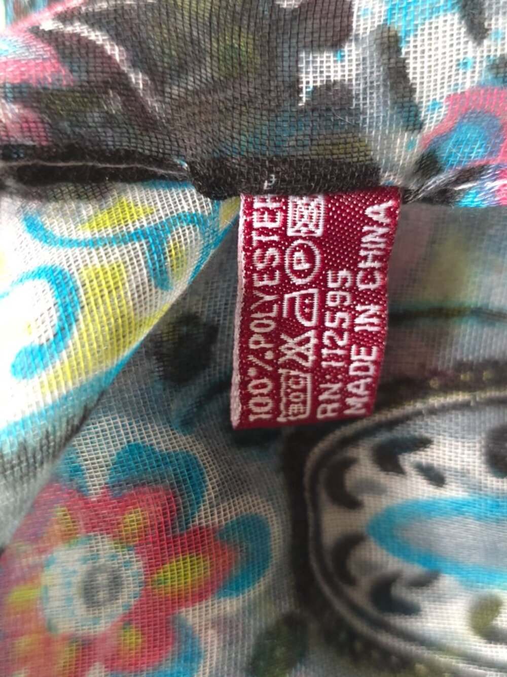 Scarf - Picture 4 of 8